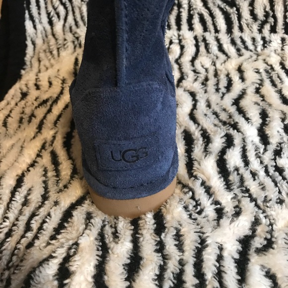 Gift that didn’t fit - Picture 3 of 3